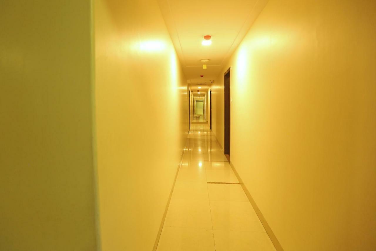 Gulf Hotel Bombay Exterior foto